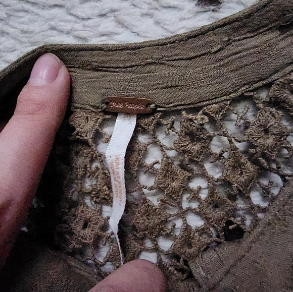 "FREE PEOPLE" WOMEN'S TUNIC LACE BLOUSE - MOSS GREEN - Picture 5 of 5